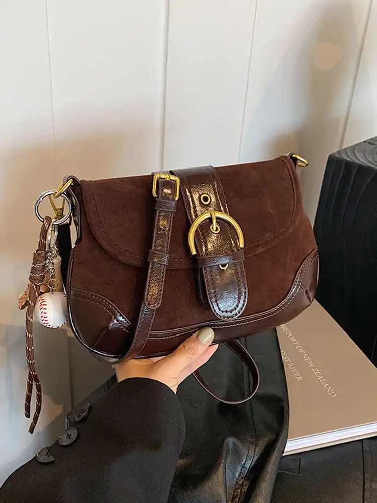 Frosted Wen Shoder Bag 2024 New Niche Design Flap Crossbody Bags Winter Lady Cmuter Handbags and Purse Y240102