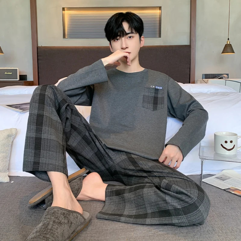 L6XL Striped Print Oneck Plus Size Mens Pajamas Fashion Mature Men Combed Cotton Nightwear Autumnwinter Lounges Y2k 250103