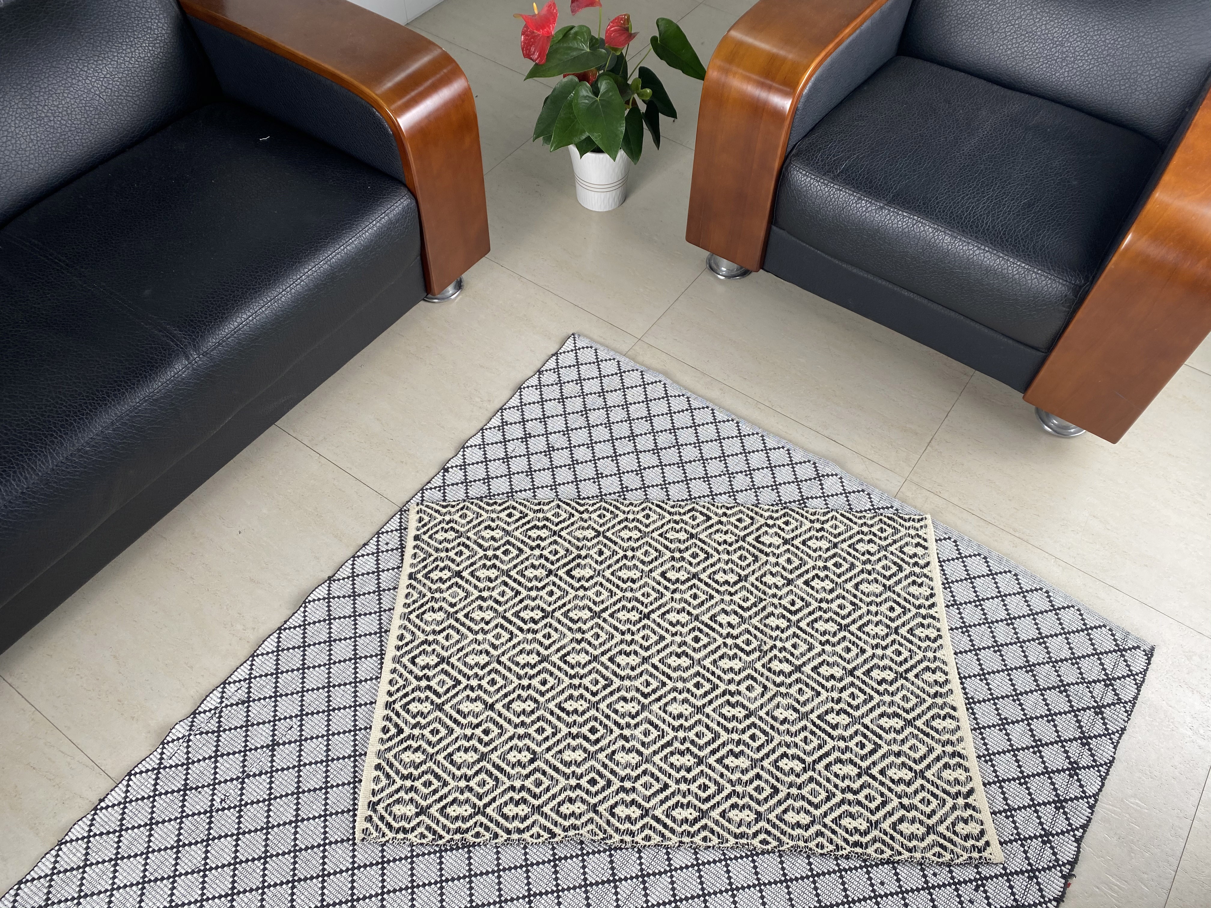 Fine Artisanal Weaving Cotton Floor Mat Modern and Resilient Home Accent
