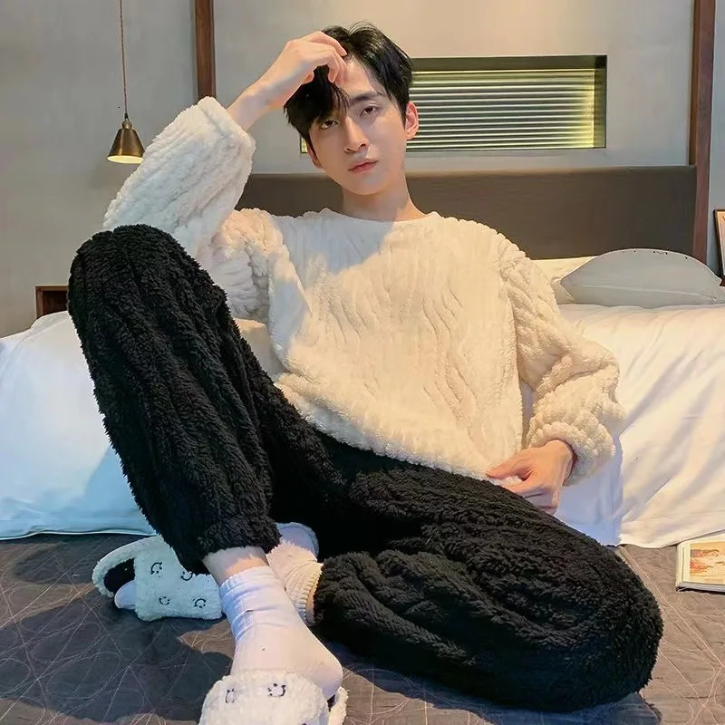 Thickened Warm Flannel Men Pajamas Round Neck Autumn and Winter Young Large Size Homewear Solid Striped Sleepwear Loungewear 250103