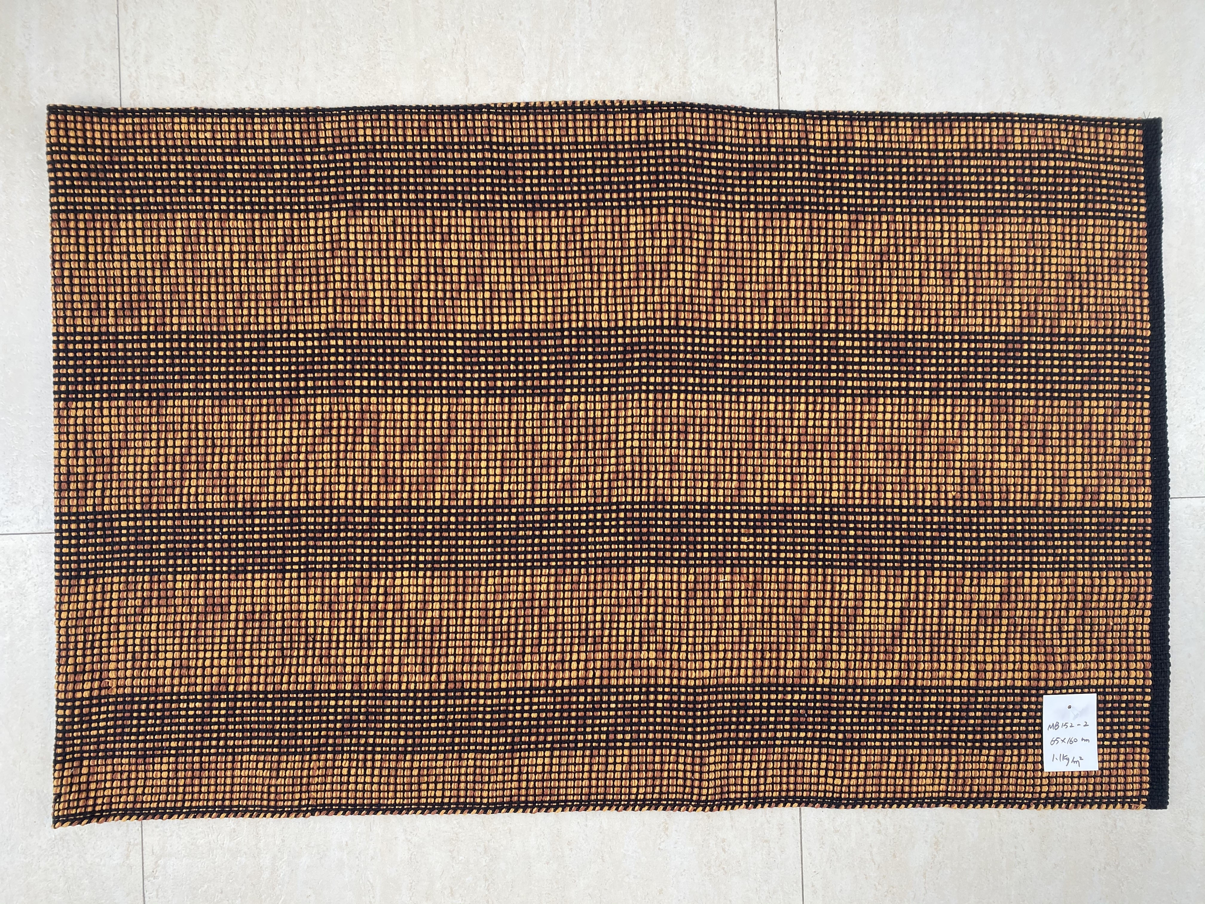 Premium Handmade Cotton Carpets Robust Build and Hygienic Finish for Contemporary Homes