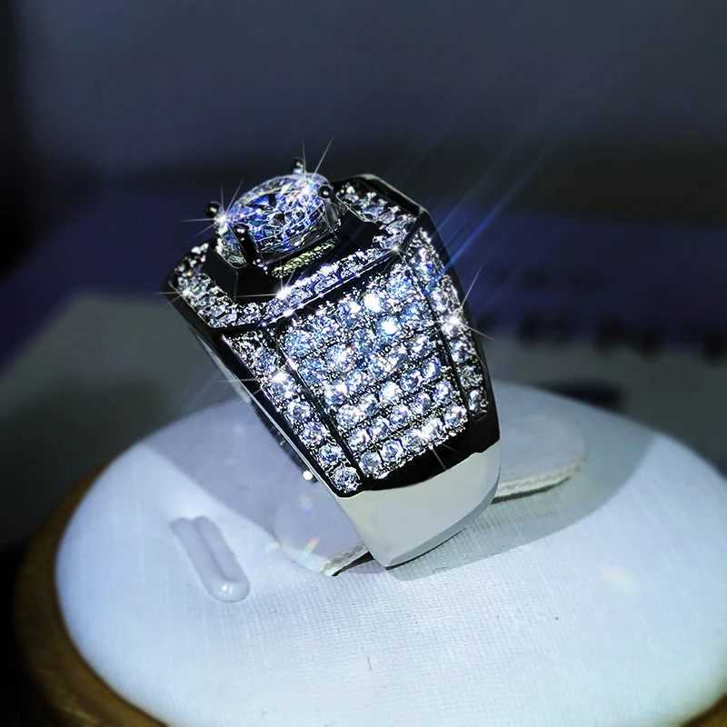 Luxury 925 Sterling Silver Men Couple AAA Crystal Zircon Stone Wedding Ring Brilliant Noble Engagement Engage Party Rings with 9XJ250514