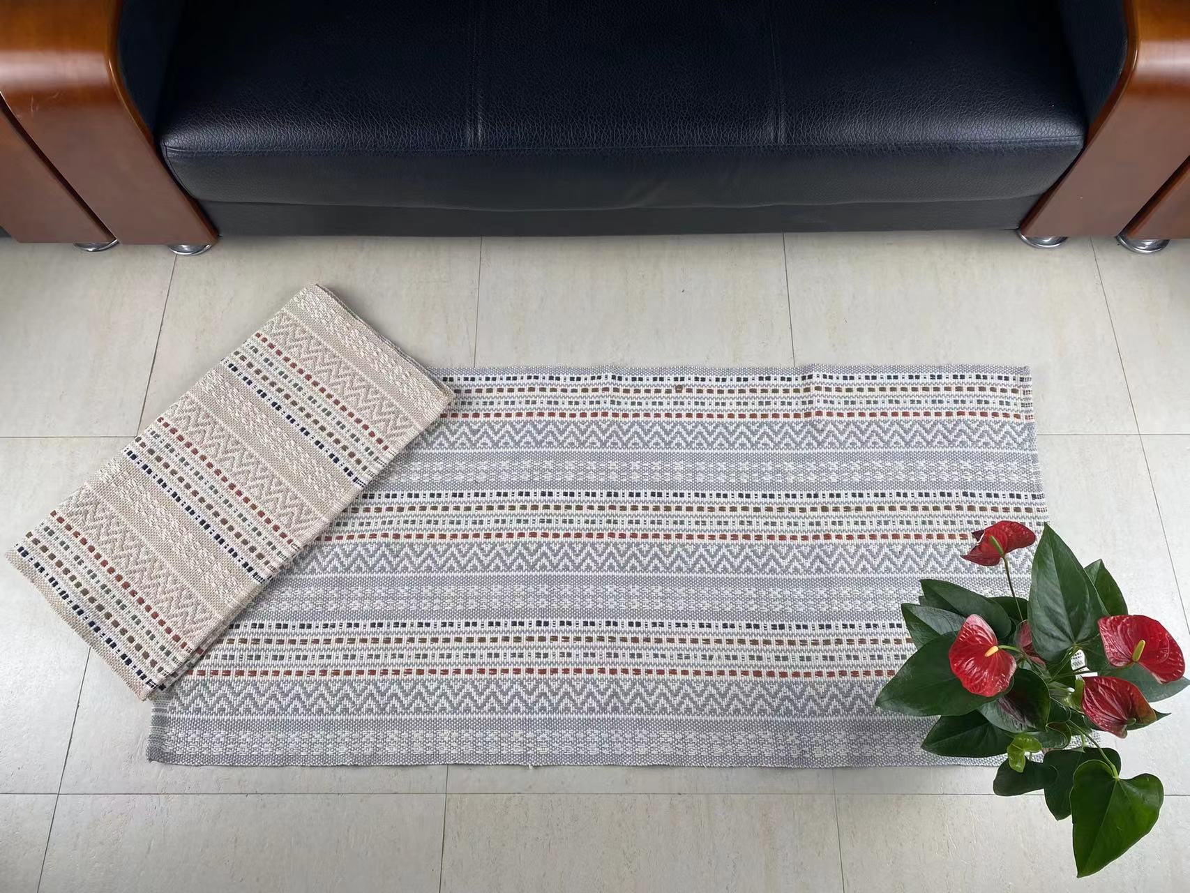 Elegant Handmade Cotton Carpet Perfect Blend of Functionality and Aesthetics for Stylish Homes