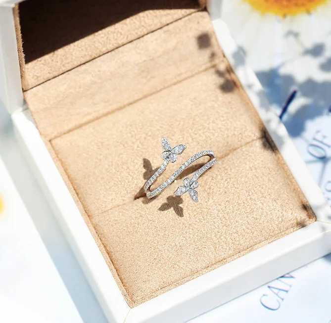 2024 New Double Butterfly Ring for Women 925 Silver Transparent Zircon Diamond Wedding Engagement Ring Gift Jewelry WholesaleXJ250412