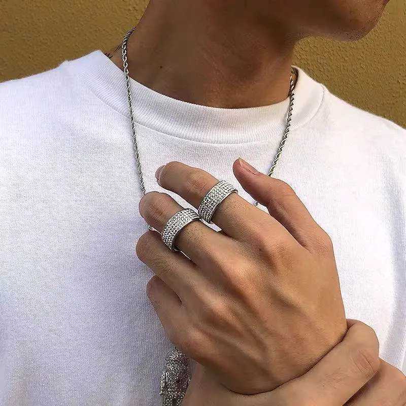 Hot Sale Vintage Retro Style Steel Ring for Women 5 Row Clear Crystal Jewelry Fashion Stainl Steel Engagement Wedding RingsXJ250104