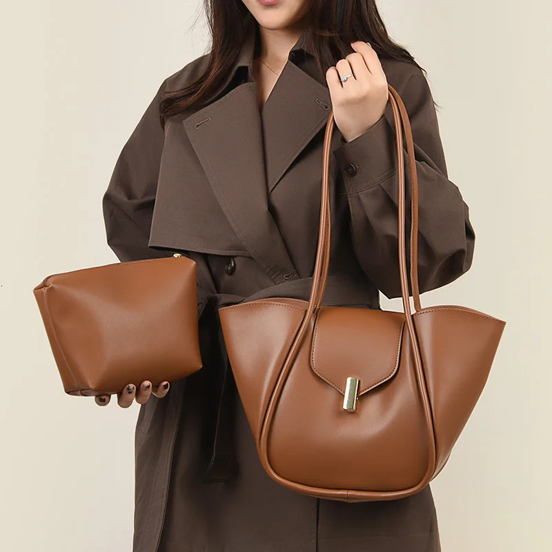 Women PU Shoulder Bag Fashion Carrying Bag Large Capacity Minimalist Handbags Hasp Closure Slouchy Tote Bag Daily Commuting Bag 250103