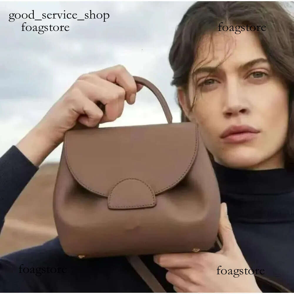 2025 designer bag Top Luxurys Shoulder Bag Designer Un Bag Cyme Half Moon Tote Cross Body Bag Multi-Color Paris Handbags Zip Hobo Smooth Calf Leather Purse 32A1