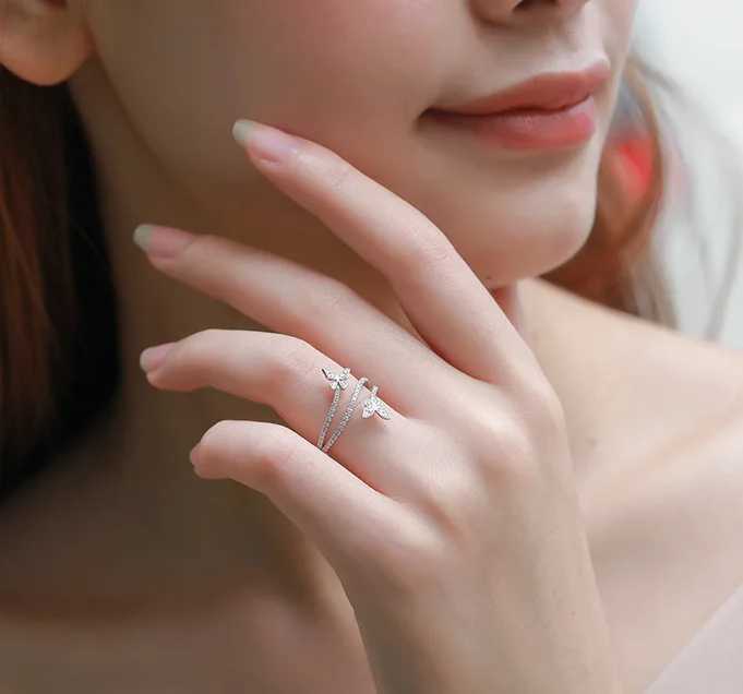 2024 New Double Butterfly Ring for Women 925 Silver Transparent Zircon Diamond Wedding Engagement Ring Gift Jewelry WholesaleXJ250412