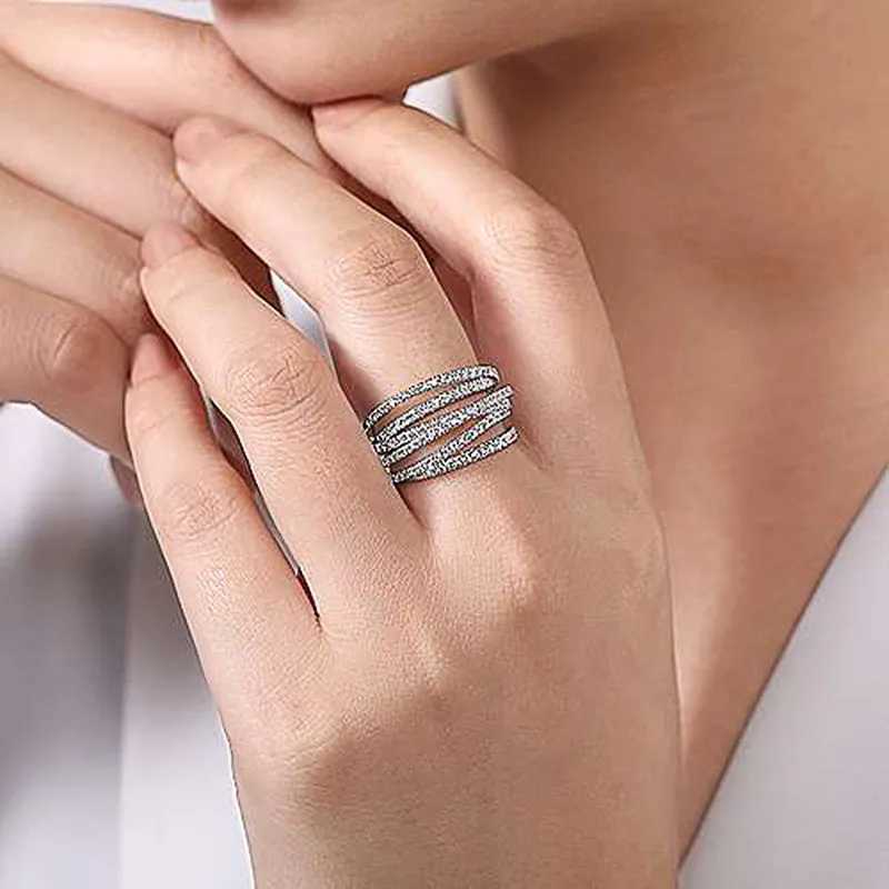 925 Sterling Silver Fashion Multi-Layered Cross Finger Ring Jewelry Dazzling CZ Stone Daily Wear Statement Rings for WomenXJ250104