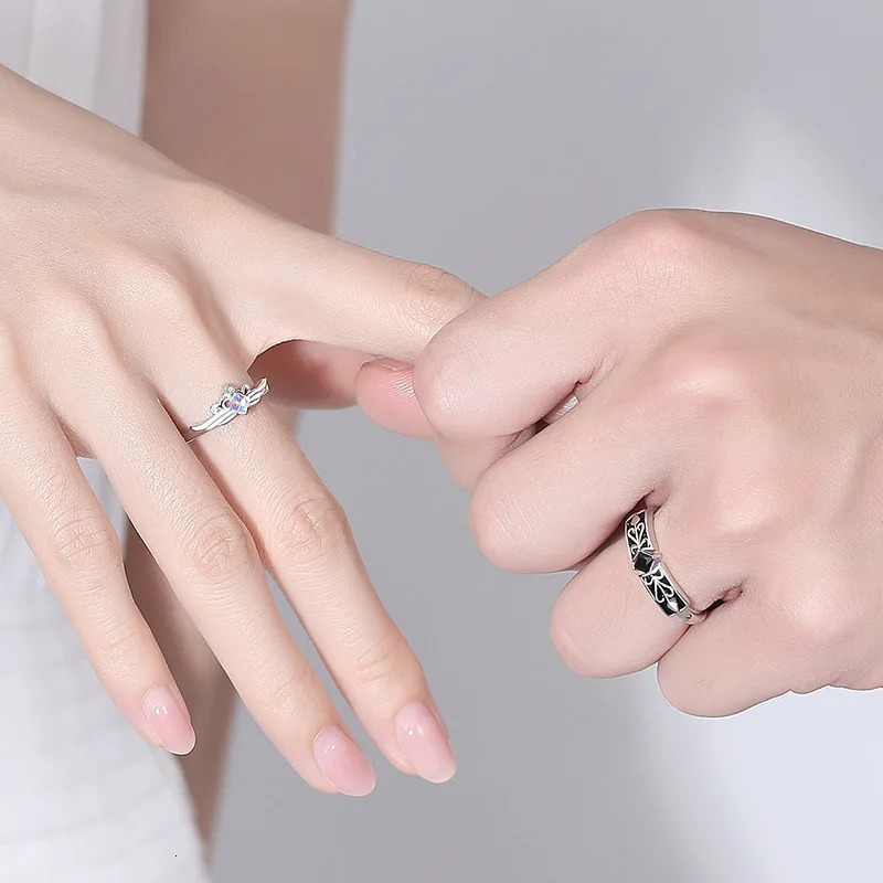 Silvology Real 925 Sterling Silver Princess Knight Couple Rings Original n Crown Birthday Ring Valentines Day Jewelry 250103