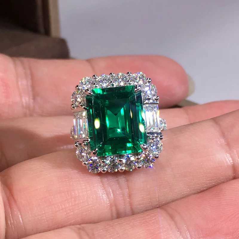 Luxury womens ring 925 sterling silver green geometric zirconia ring suitable for womens weddings gorgeous decoration womens jewelryXJ250412