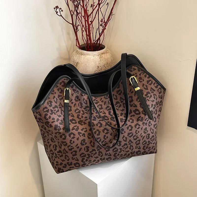 PU Stitching Womens Tote Bag Leopard Pattern Zipper Fashion Shoulder Bag Large Capacity Simple Handbag 250102