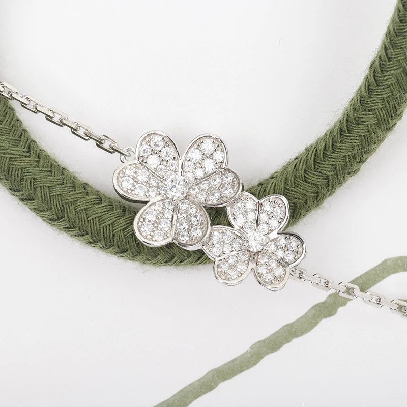 Pure 925 Silver Jewelry Womens Flower Cherry Bracelet Party Wedding Diamond Top Quality Lock Cute 250102
