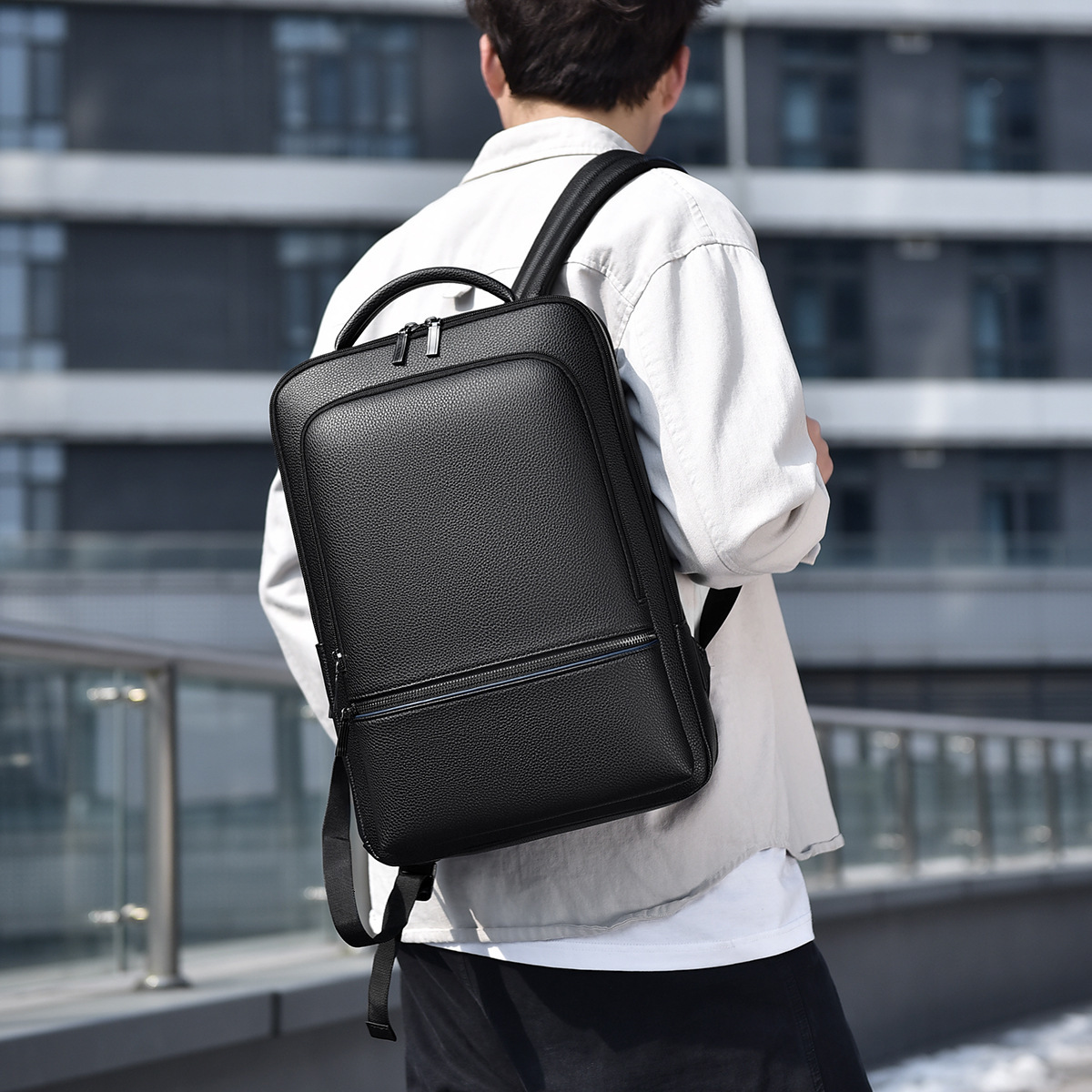 New Multifunctional Large Capacity Men's Commuting Computer Bag Business Travel Leisure Backpack 2024