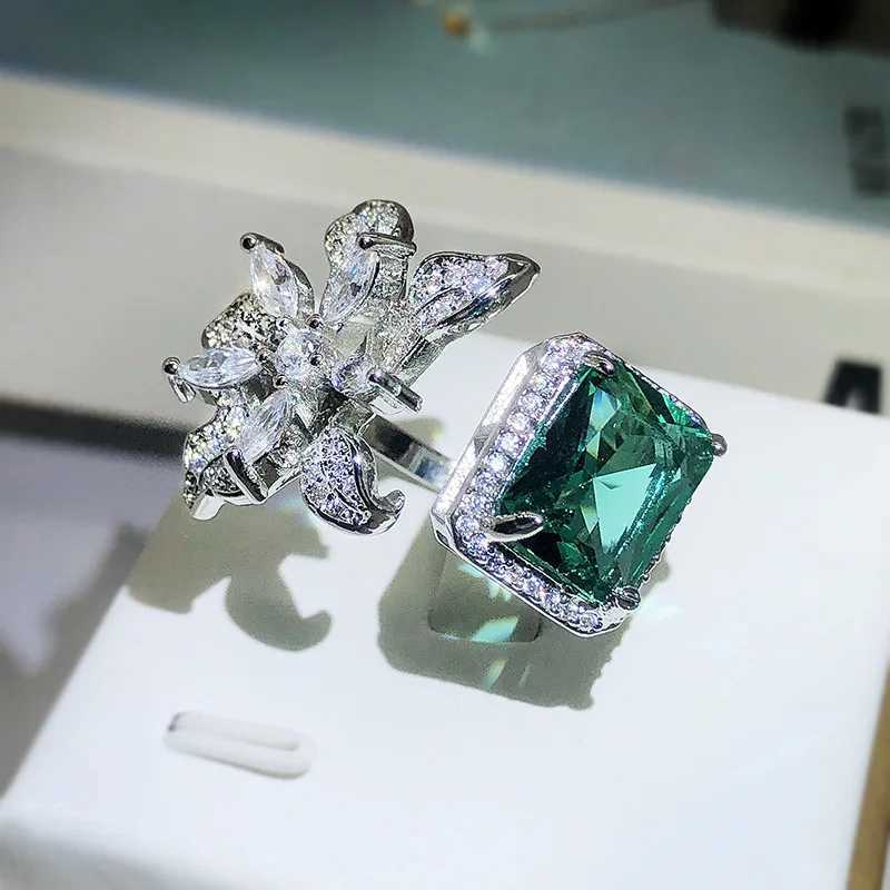 Delicate Square Flower Asymmetric Ring 925 Stamp Full Diamond Set Green Zircon Ring For Women Wedding Party GiftXJ250104