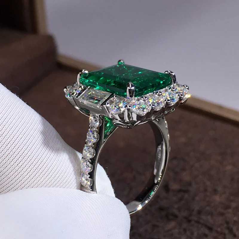 Luxury womens ring 925 sterling silver green geometric zirconia ring suitable for womens weddings gorgeous decoration womens jewelryXJ250412