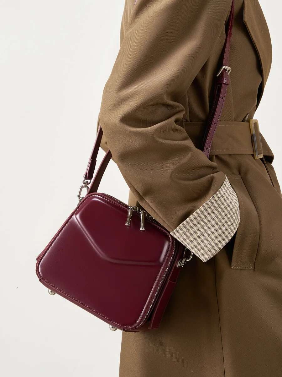 New Women s Designer Commuter Bag Portable Genuine Leather Daily Women s Shoulder Bag Trendy Crossbody Bag bag