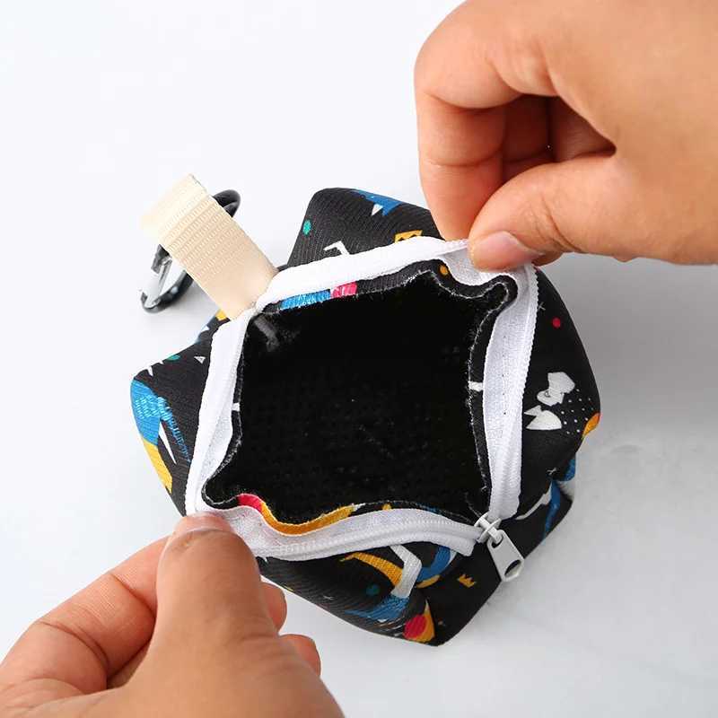 Dog Poop Bag Holder Leash Attachment - Poop Bag Dispenser for Leash -Pet Waste Bag Dispenser Fabric Dog Bag Dispenser for DogsXJ250104