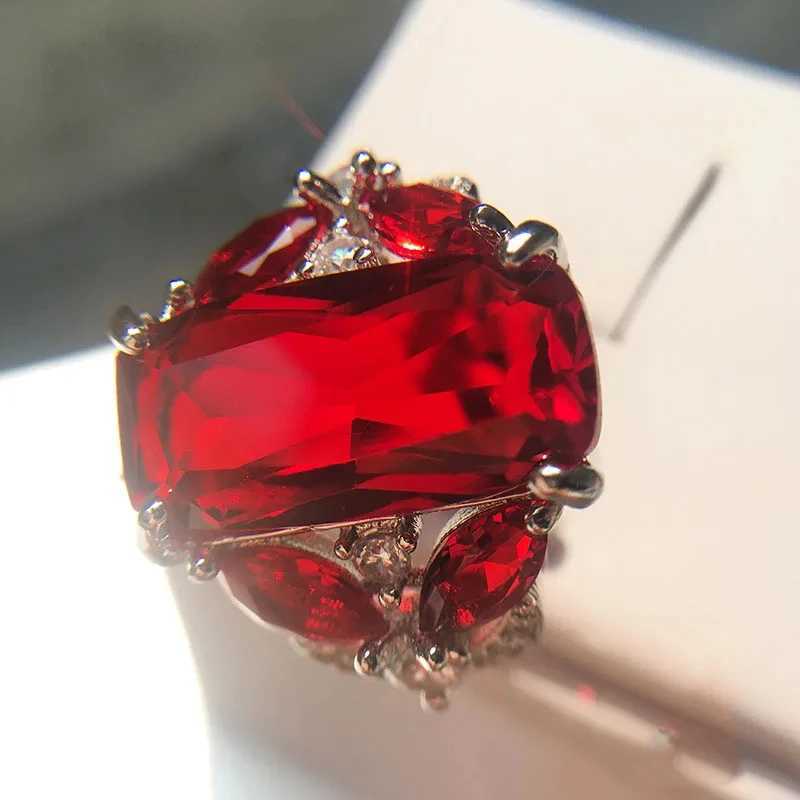 Fashion Female Real 925 Sterling Silver Jewelry Ring Have Stamp AAA Big Red CZ Stone Wedding Rings for Women PartyXJ250104