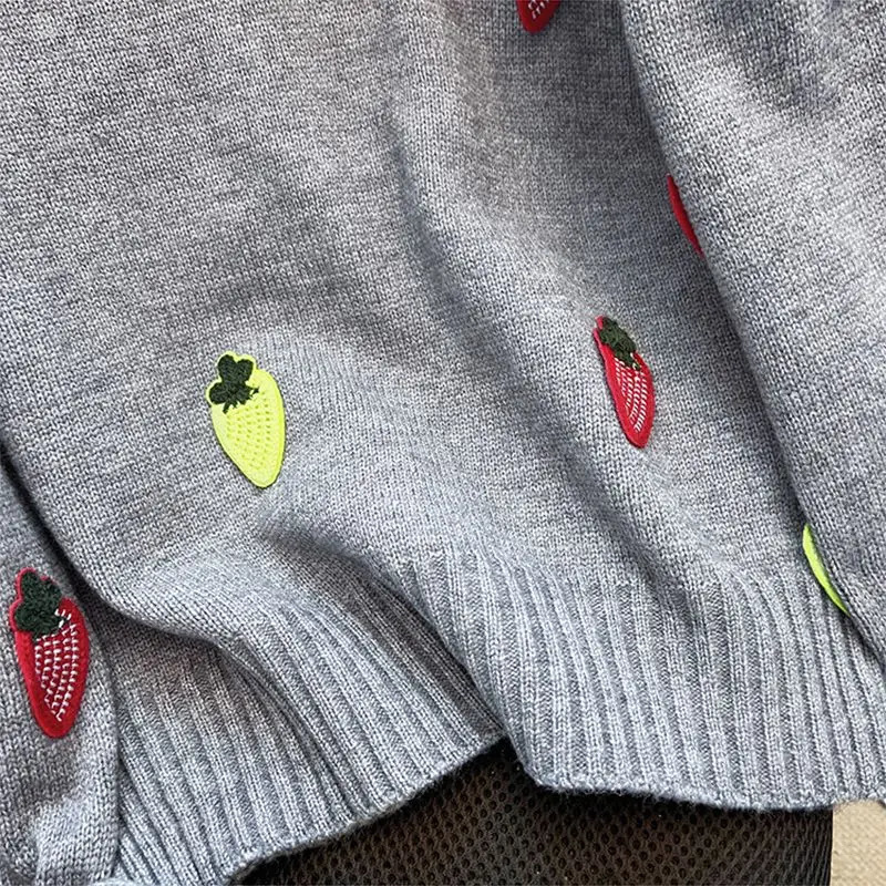 Women Clothing Embroidered O-neck Sweater Women Autumn Winter Fleece Warm Slim Top Tee All-match Printing Long Sleeve Tops 241223