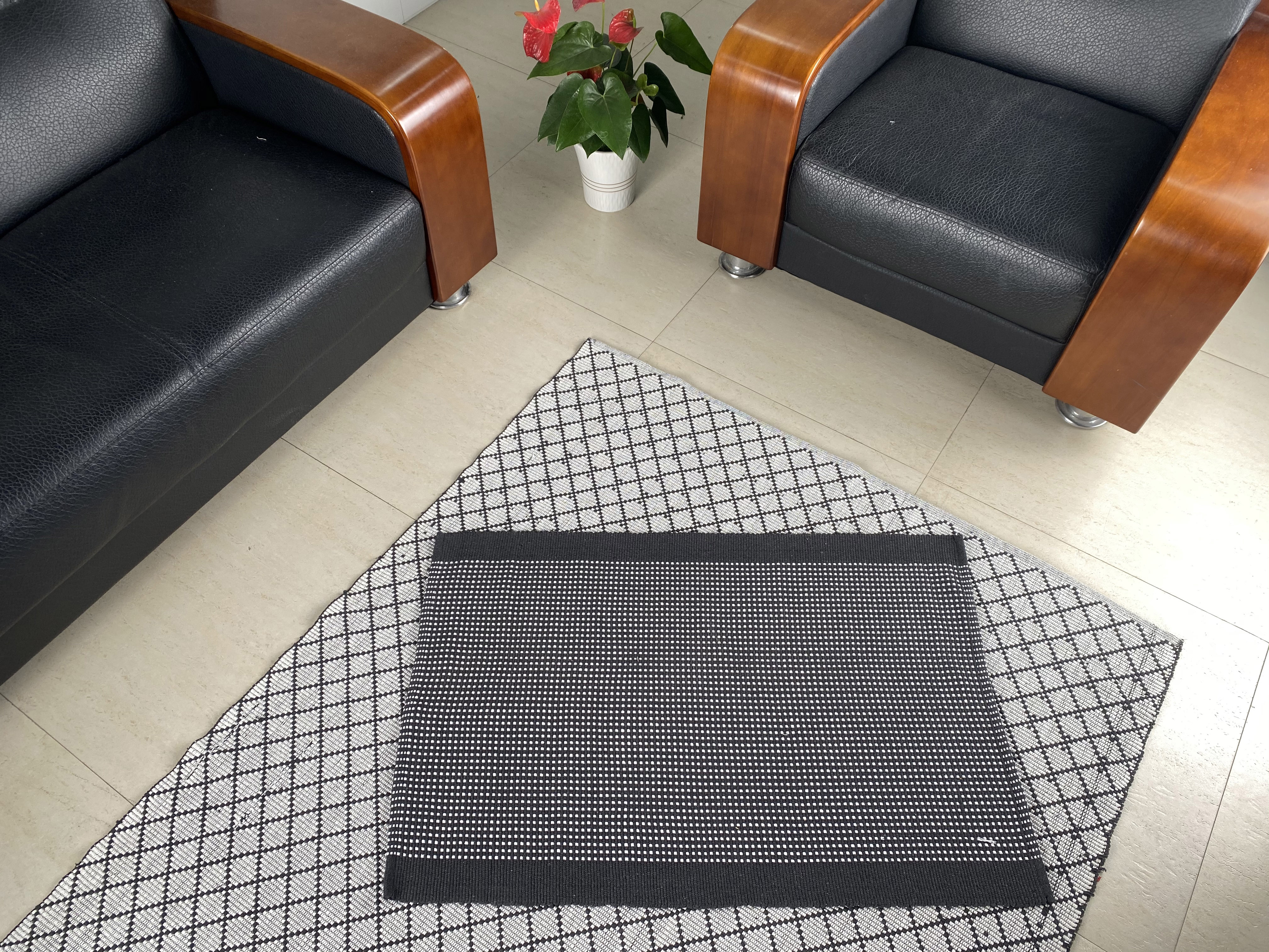 Vibrantly Colored Handmade Cotton Carpets Enhance Your Interior Aesthetics