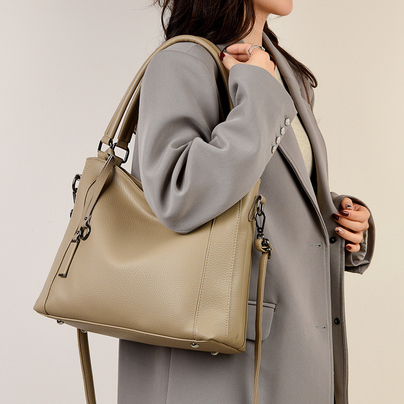 Large Capacity Tote 2024 New Fashion Trend Shoulder Casual Versatile Crossbody Large Bag