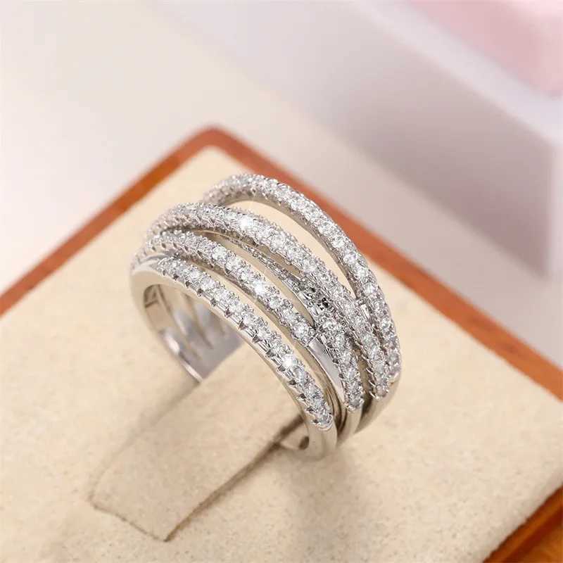 925 Sterling Silver Fashion Multi-Layered Cross Finger Ring Jewelry Dazzling CZ Stone Daily Wear Statement Rings for WomenXJ250104