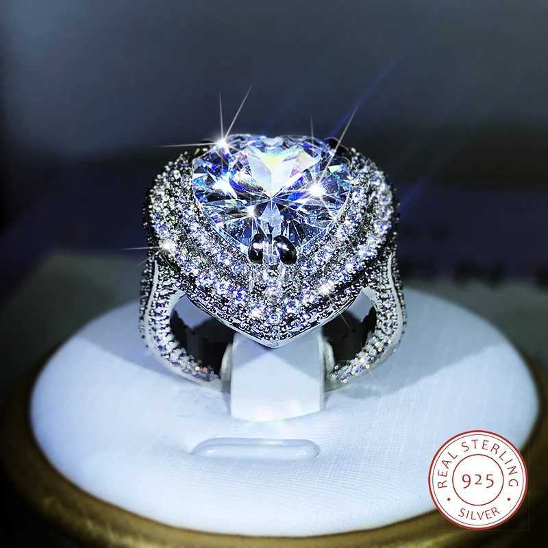 925 Silver Romantic Female Heart-shed Austrian Crystal Big White Zircon Wedding Rings For Women Valentines Day sXJ250104