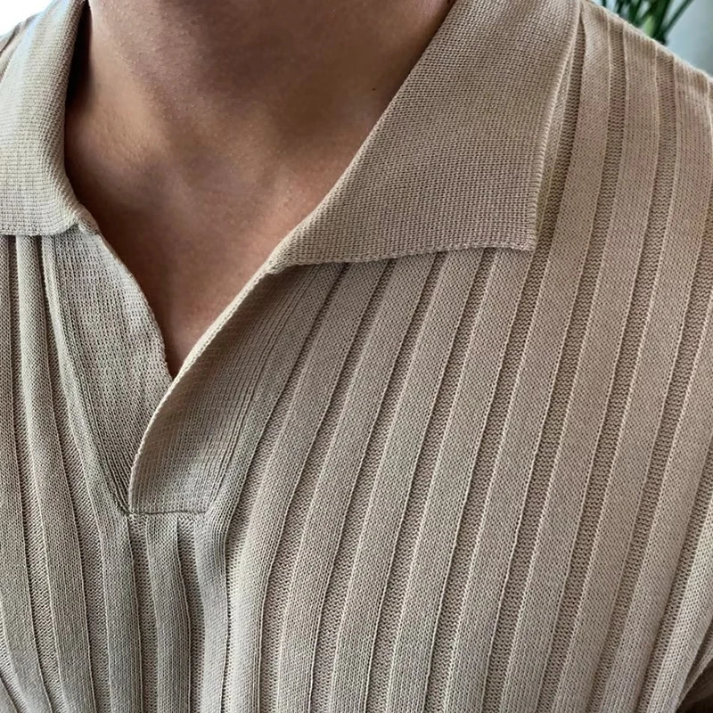 Fashion knitted solid color mens polo shirt ultra-thin short sleeved lapel ribbon polo T-shirt summer mens clothing casual top 241230