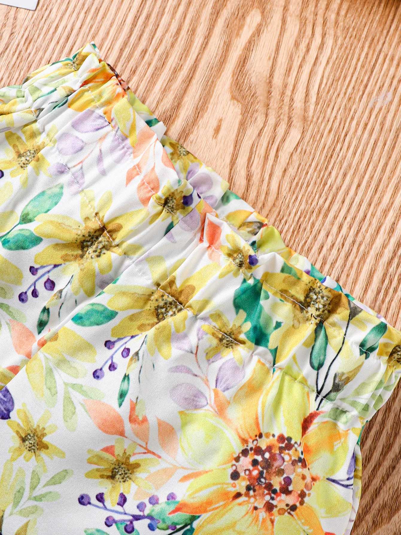 2PCS Summer Childrens Girls Clothing Set Pendant Bow Top+Flower Shorts Fashion Design Par Childrens Girls Clothing 1-8 YearsXJ250410
