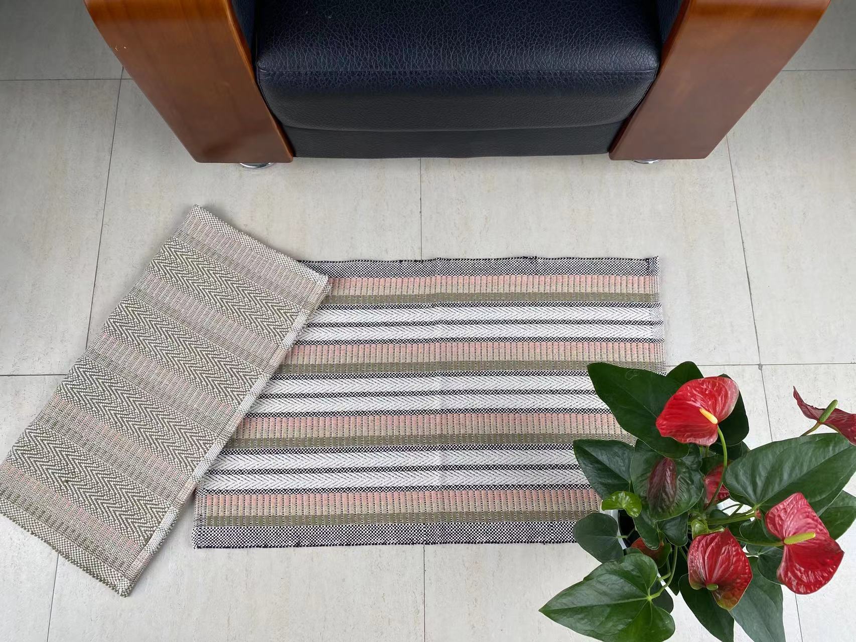 Sophisticated Handwoven Cotton Carpets - Tailored Style for Every Room