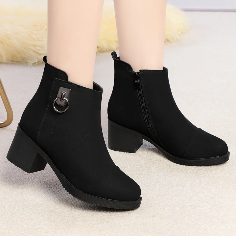 AIYUQI Women Ankle Boots Winter Genuine Leather Wool Boots Women Large Size High Heels Warm Fashion Boots Ladies