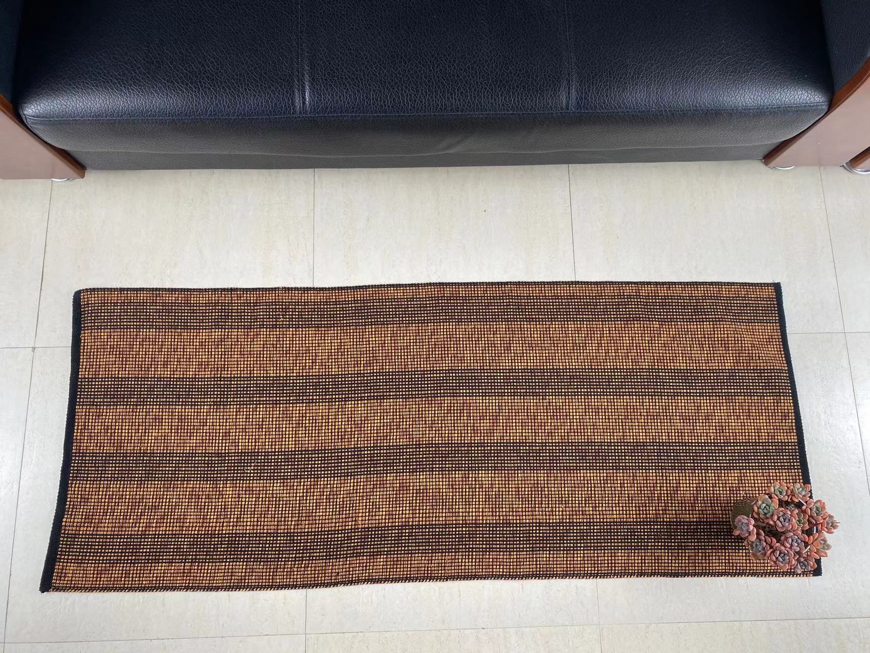 Premium Handmade Cotton Carpets Robust Build and Hygienic Finish for Contemporary Homes