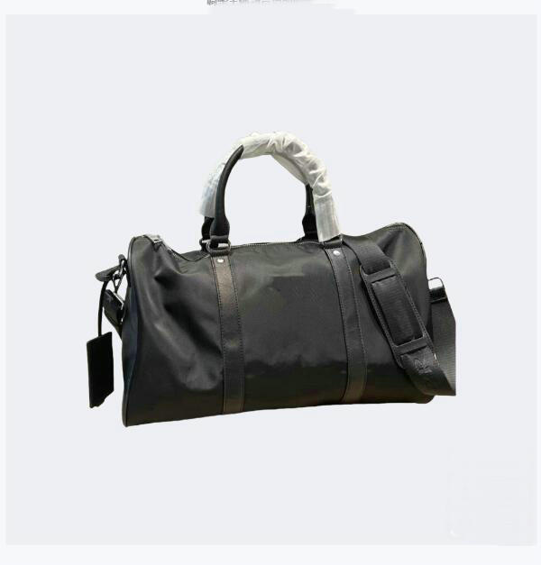 luxury nylon large capacity tote handbag women men travel bags famous classical shoulder designer duffel bags carry on luggage ting