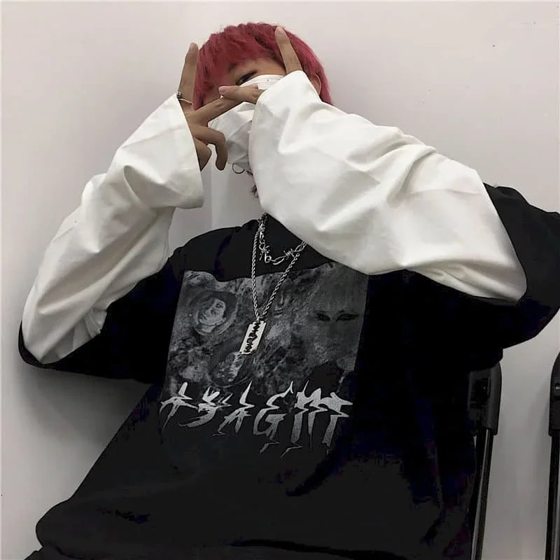 Mens summer cross shoulder bag mens T-shirt long sleeved dark hip-hop mens oversized T-shirt Y2k T-shirt top 250103