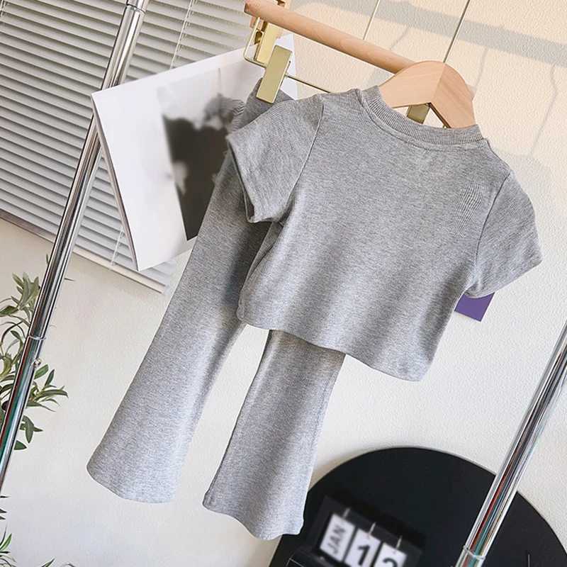 Summer 3-9-year-old childrens and girls casual short sleeved T-shirt top+mini flash pants childrens track and field clothing 2PC setXJ250410