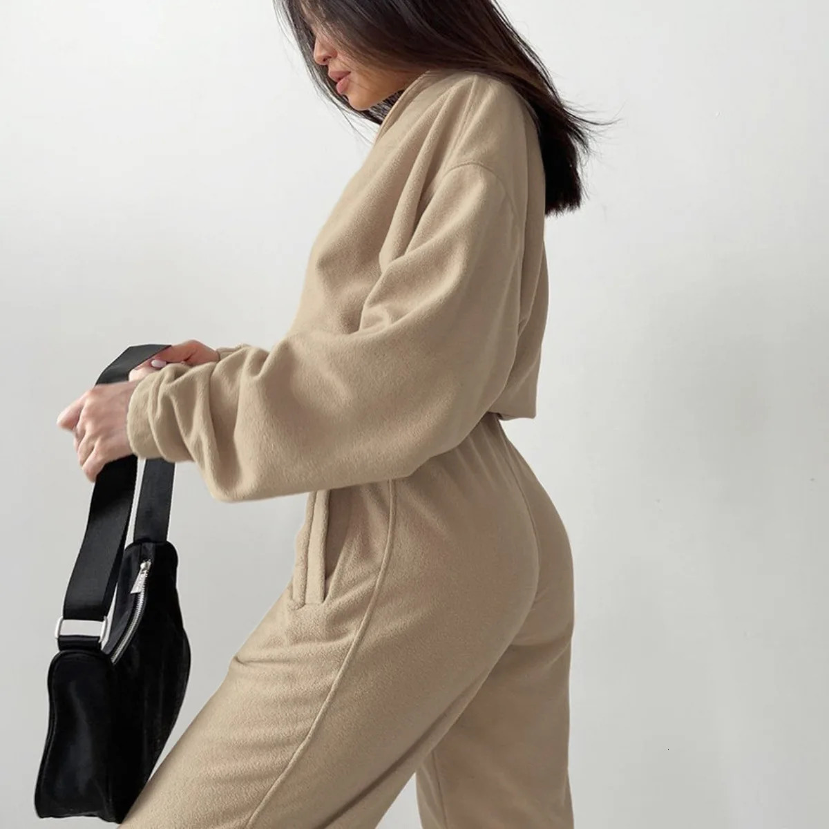 Fashionable womens sports 2-piece set casual long sleeved half height lapel zipper hooded sweatshirt pocket mens loose suit womens pants set 241230