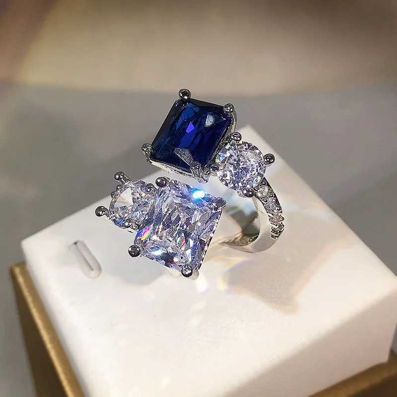 925 Silver Luxury High Caon Diamond Flower Cut Proposal Ring Female Square Dark Blue Zircon Party Birtay Jewelry GiftXJ250514