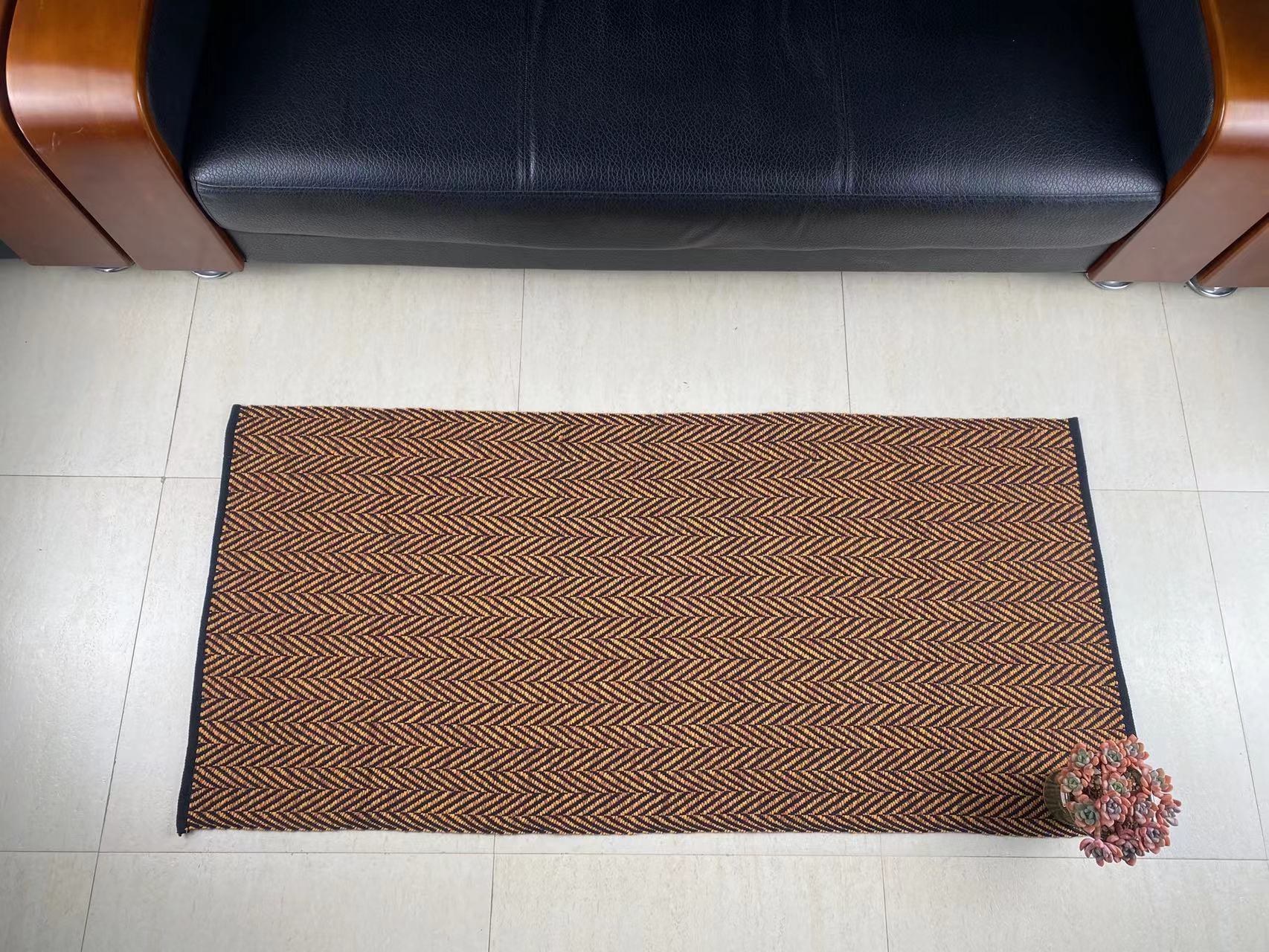 Elegant Customized Cotton Carpet Rugs Resilient Home Design Element with Timeless Appeal