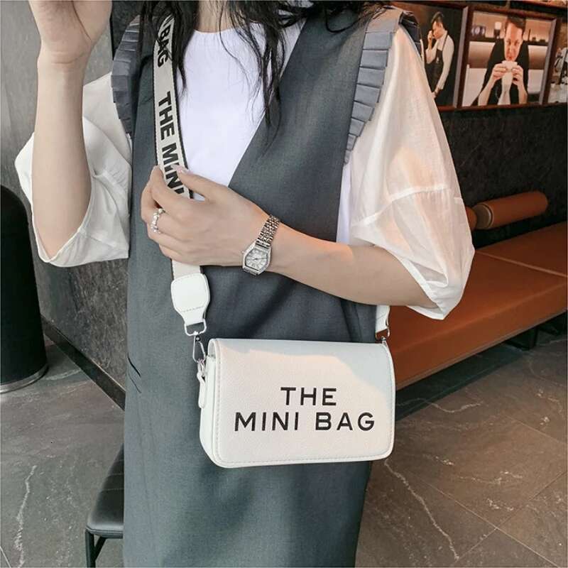 New Fashionable Classic Women s Trendy Leisure Designer Multi functional One shoulder Elegant Crossbody Bag Designer Handbag bag