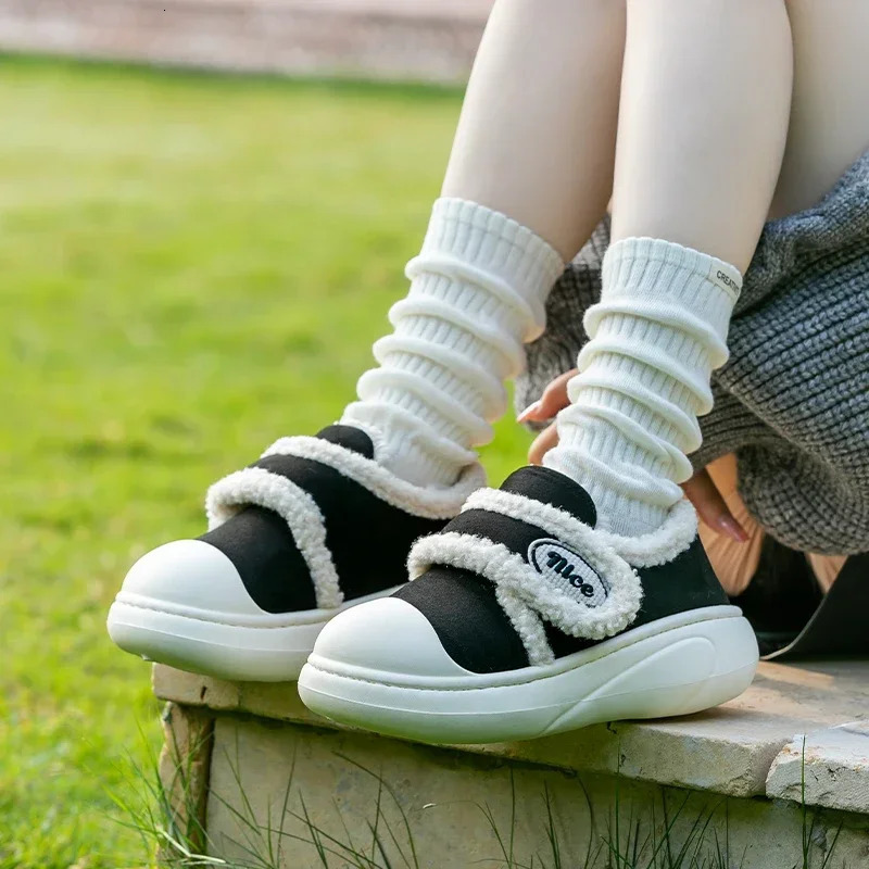 Women Anti-slip Winter Cotton Shoes Ladies Casual Thick Sole Warm Slippers Female Outdoor Fashion Thick Sole Flat Footwear 250103