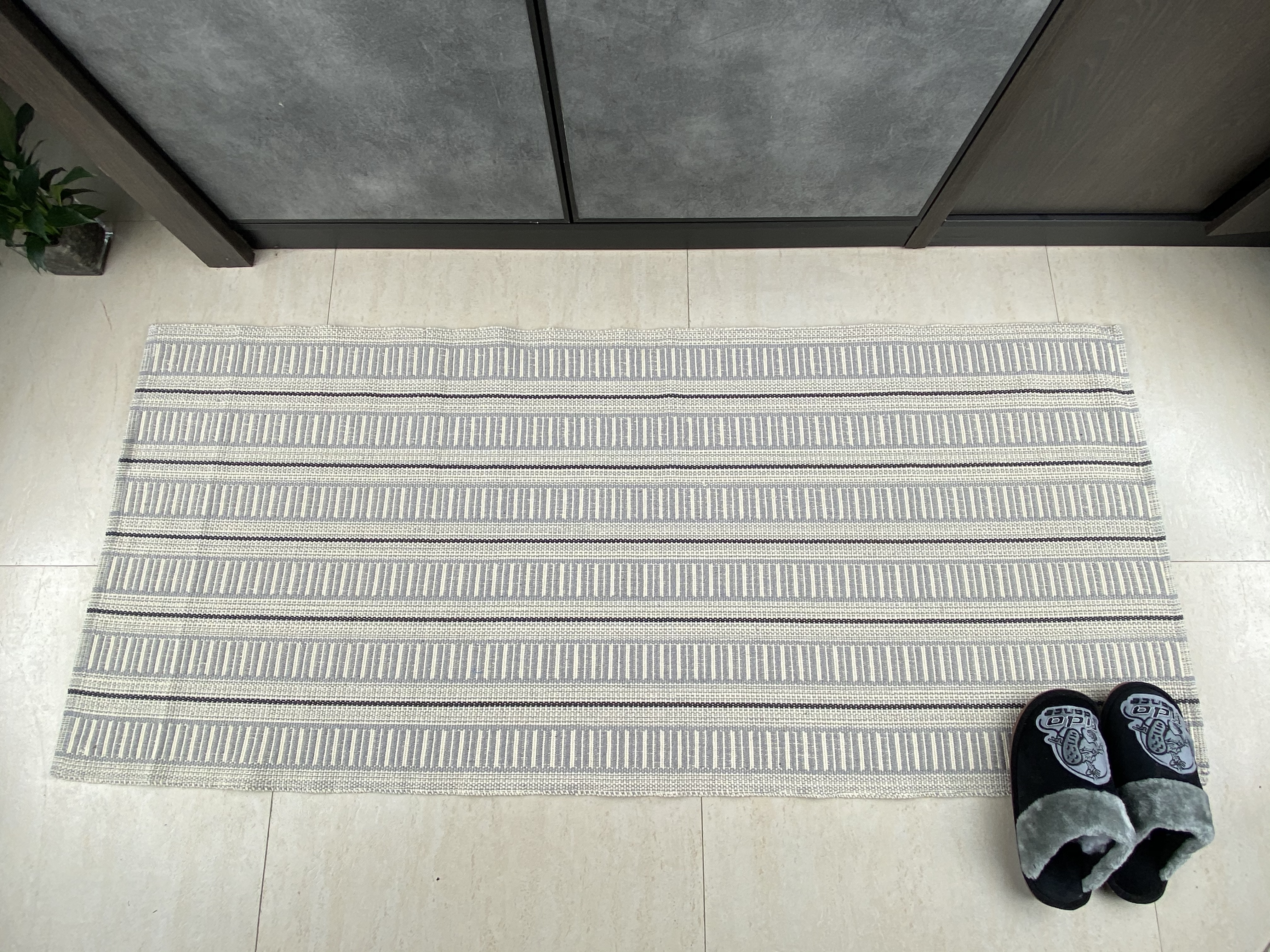 Durable Handcrafted Cotton Rugs Weather-Proof Finishing for Modern Interiors