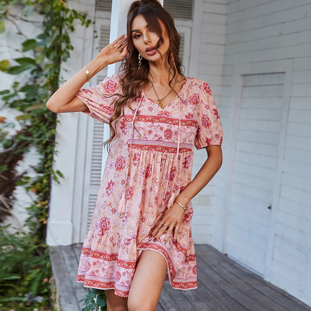 Fashion printed holiday beach short skirt 2025 summer V-neck lace short sleeved dress womens dress casual bohemian womens dress 250103