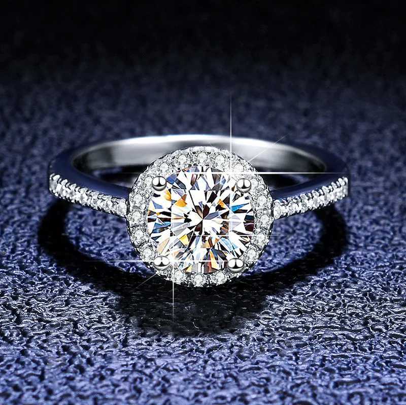 2CT Moissanite Ring Moissanite Diamond Halo Engagement Ring 925 Sterling Silver Promise Wedding Band For WomenXJ250104