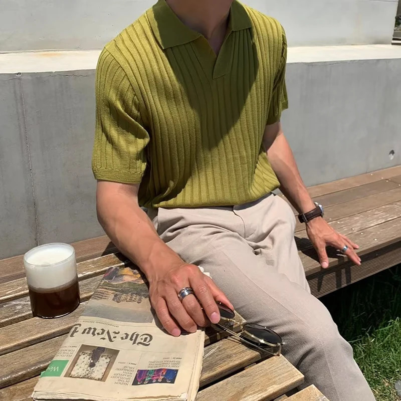 Fashion knitted solid color mens polo shirt ultra-thin short sleeved lapel ribbon polo T-shirt summer mens clothing casual top 241230