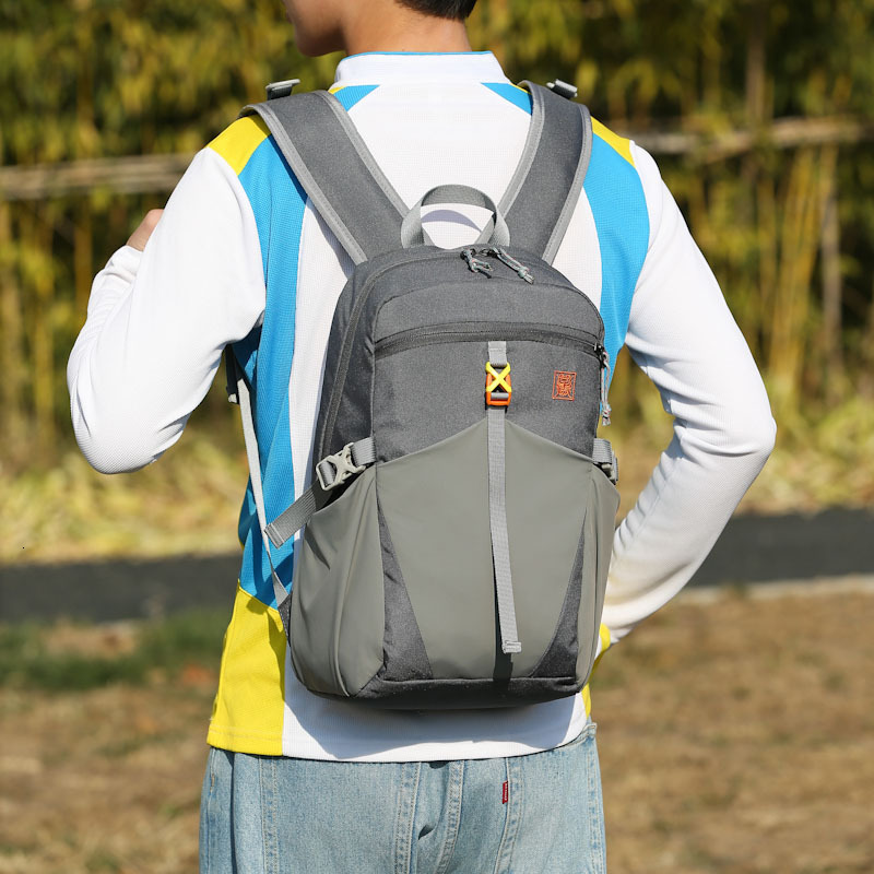 Leisure Lightweight Outdoor Mountaineering Bag Anti Splashing Water Travel Portable Large Capacity Backpack