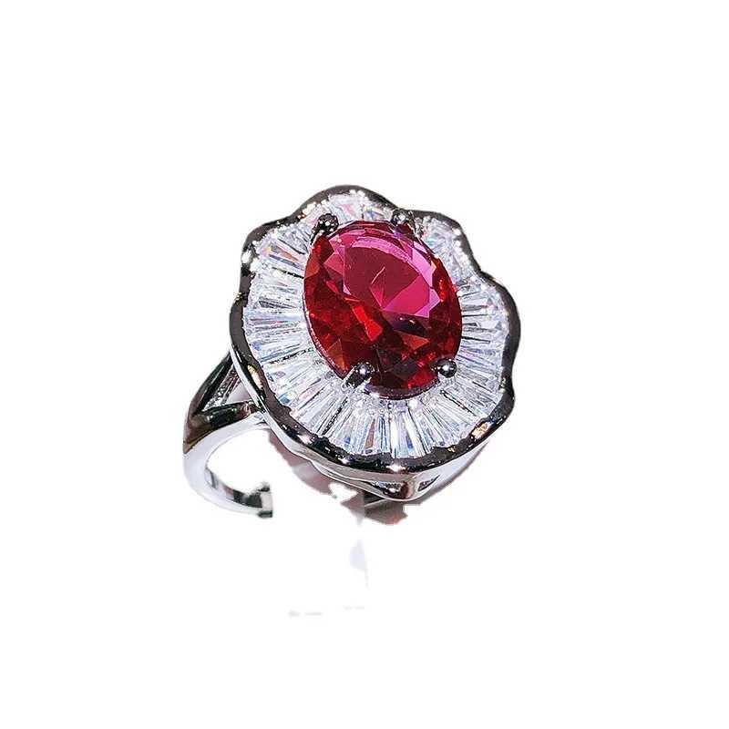 925 Silver Luxury Womens Ring Red Cubic Zirconia Wedding Anniversary Ring Gift Womens Elegant Accory Hot Selling JewelryXJ250104