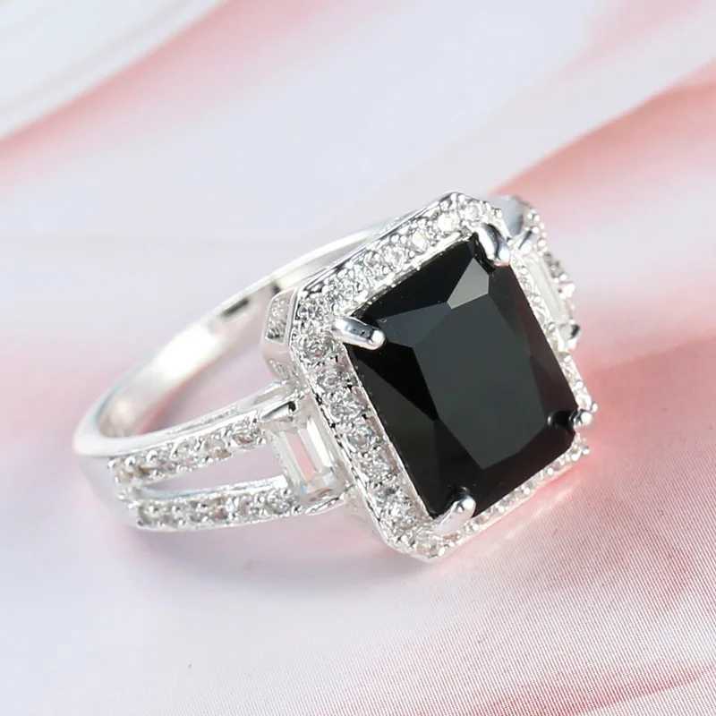 Charm Female Black Square Zircon Stone Ring 925 Sterling Silver Promise Wedding Rings for Women Big Crystal Ring Jewelry RingsXJ250514