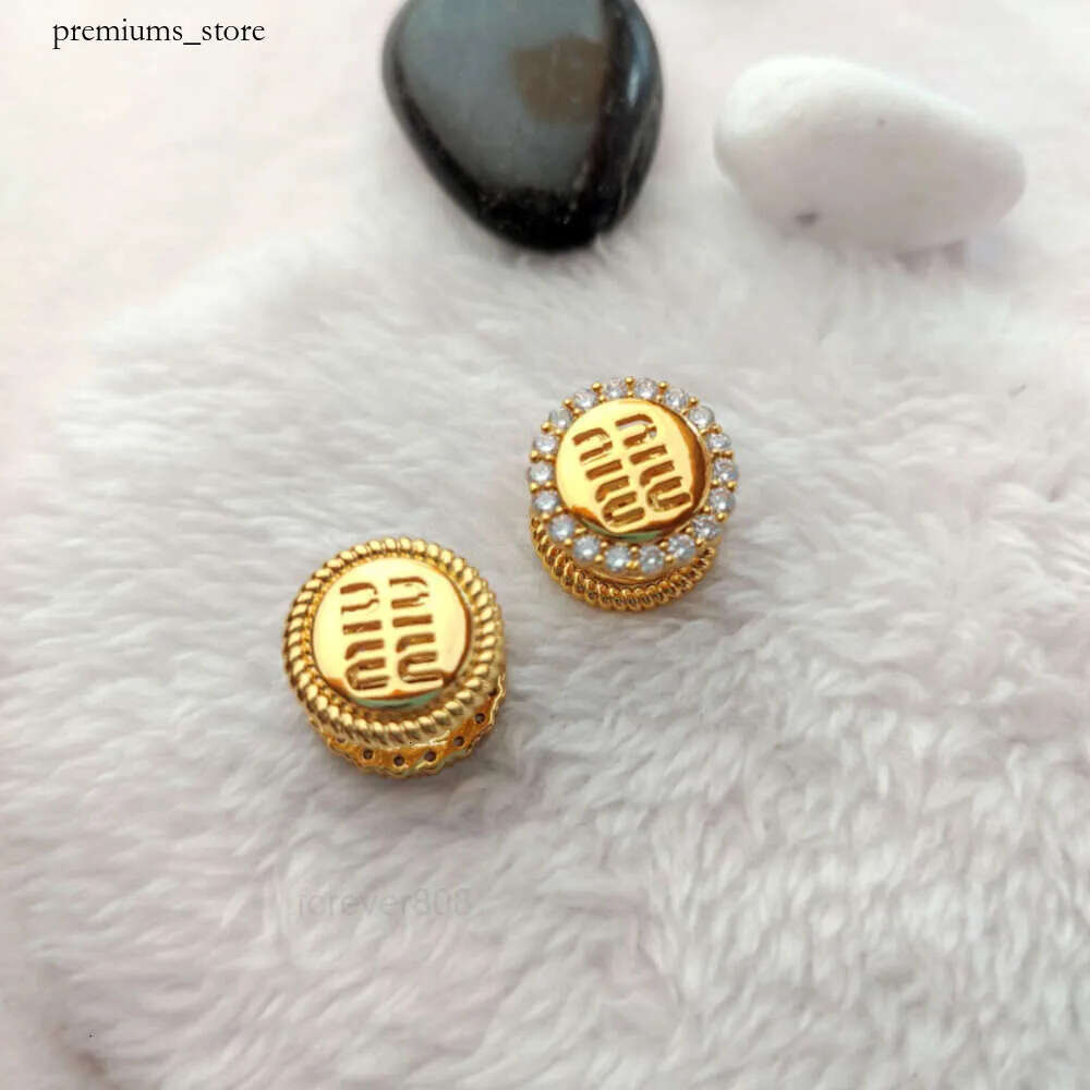 Stud M Brand Luxury Lovely Hollow Round Designer Earrings For Women Shine Diamond Aretes Tendency Numbers Letters Miuly Miuly Earings Jewelry Woman Aa6