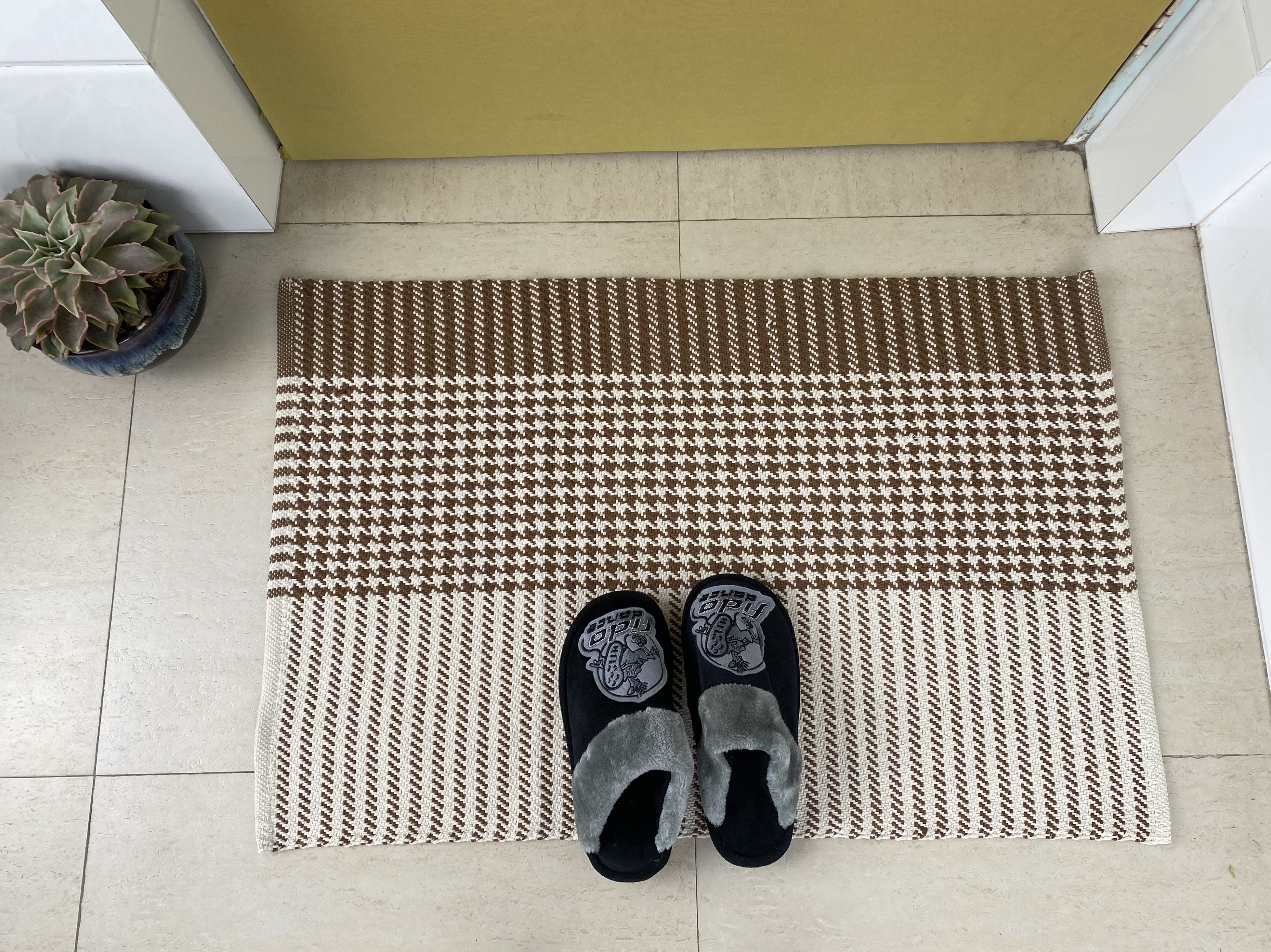 Brown-Colored Handwoven Cotton Floor Mat - Artistic Design & Robust Construction